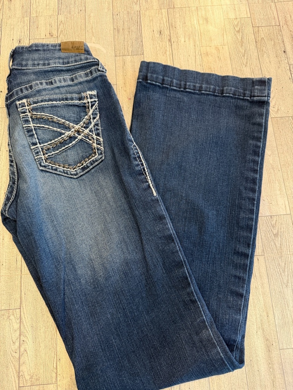 Ariat Women's Dark to Medium Wash Wide Leg Jeans - Picture 6 of 6